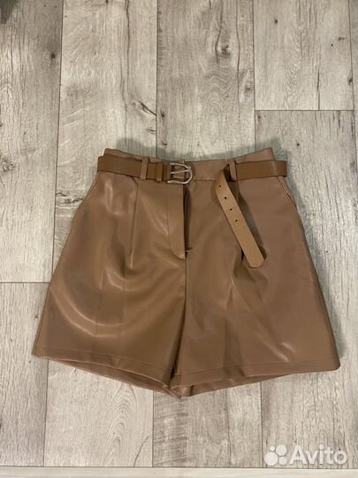 Кожаные шорты befree