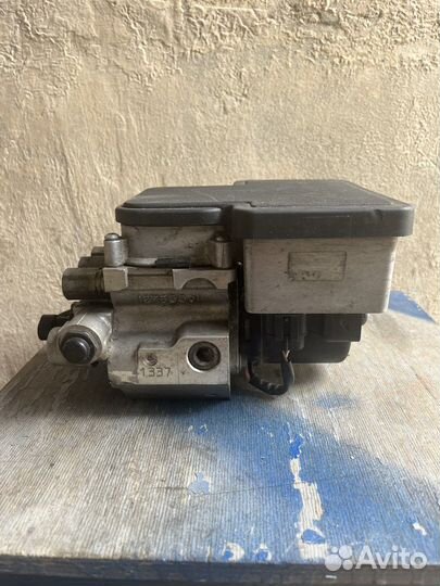 Блок управления abs chevrolet blazer