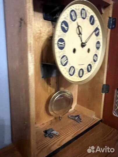 Часы Янтарь Настенные СССР Винтаж