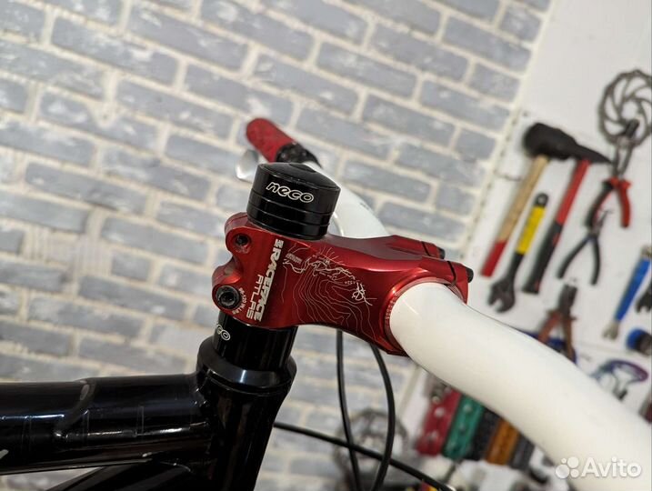 Вынос и руль race face atlas 31,8