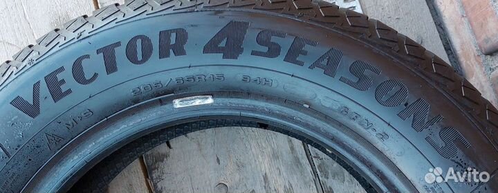 Goodyear Vector 4Seasons 205/65 R15