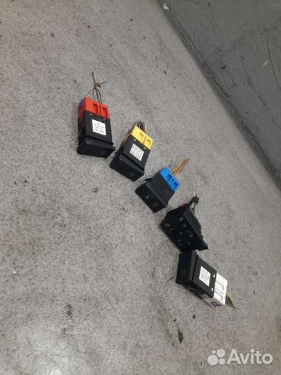 Кнопки Audi A4B5