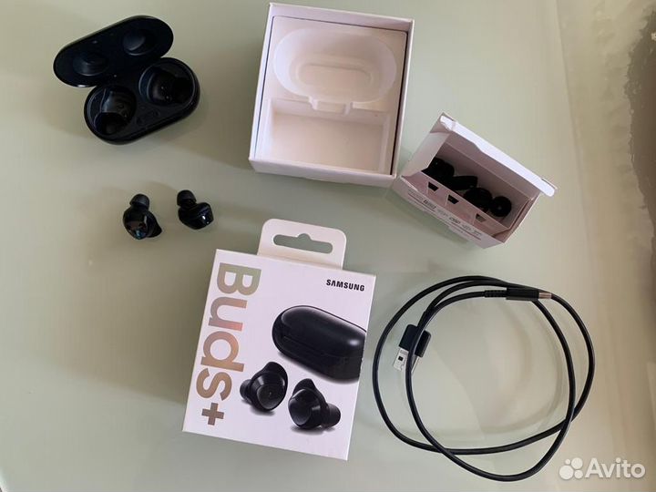 Беспроводные наушники samsung galaxy buds+