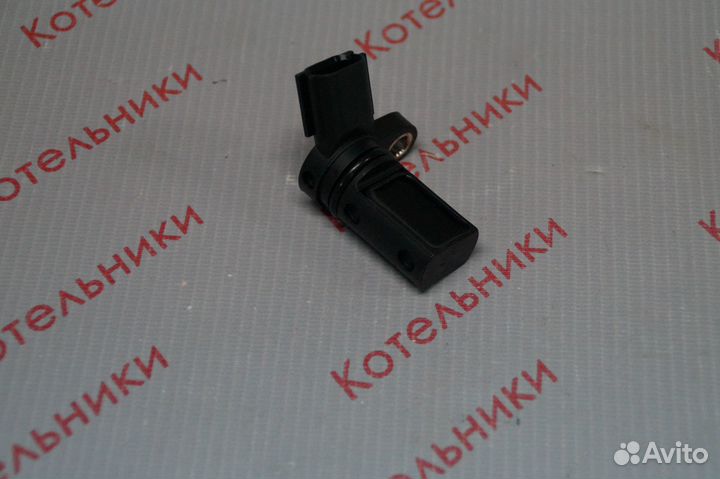 Ниссан Датчик положения распредвала/коленвала