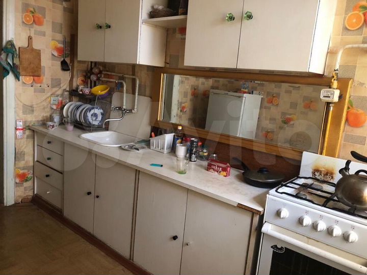 2-к. квартира, 57 м², 1/5 эт.