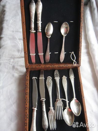 Столовый набор на 4 персоны мнц