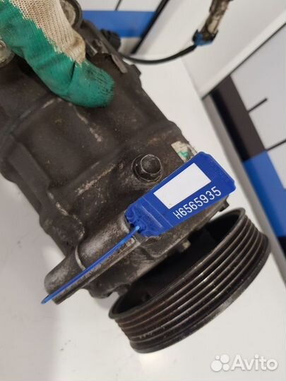 Компрессор системы кондиционирования Opel Insignia