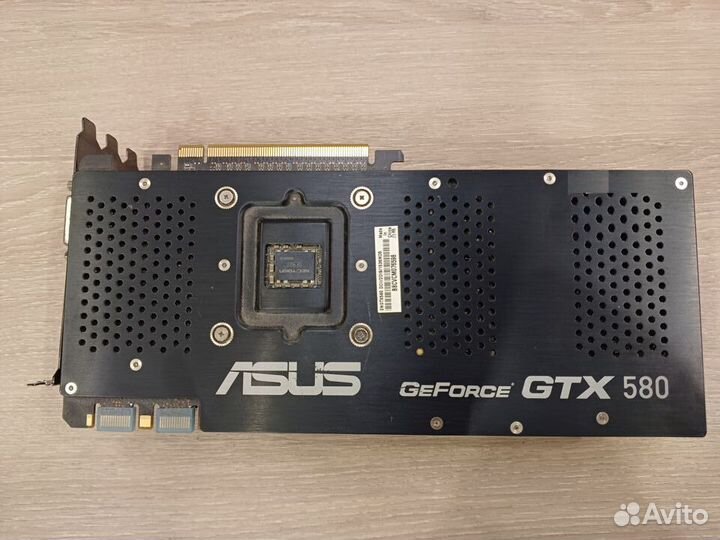 Видеокарта Asus GeForce GTX 580