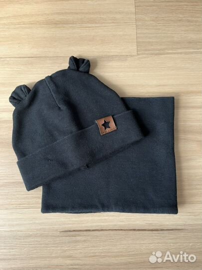 Шапка детская трикотажная и снуд