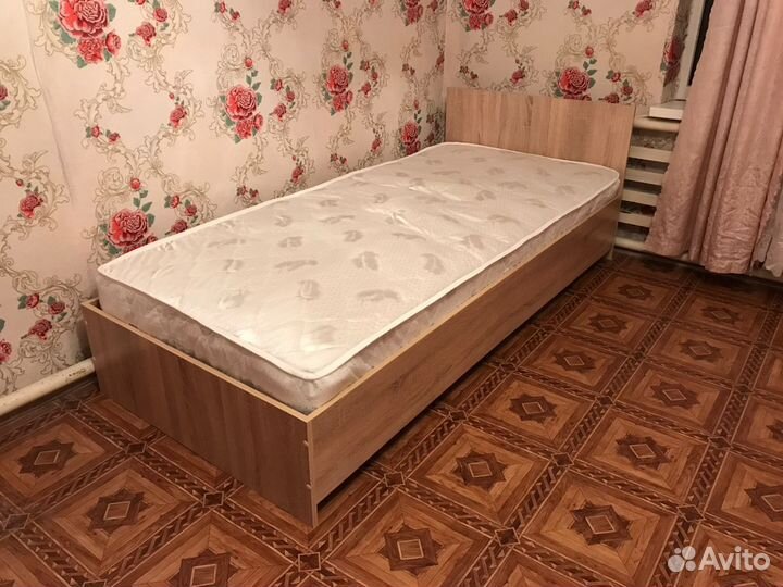 Кровать односпальная