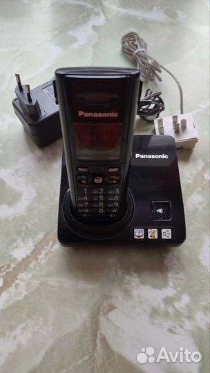 Телефон с базой Panasonic KX-TG 8205RU