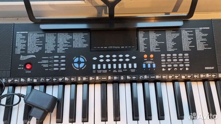 Синтезатор Denn dek547