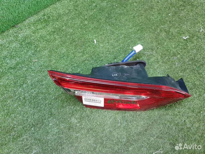 Фонарь левый внутр Toyota Camry XV70 17-нв галоген