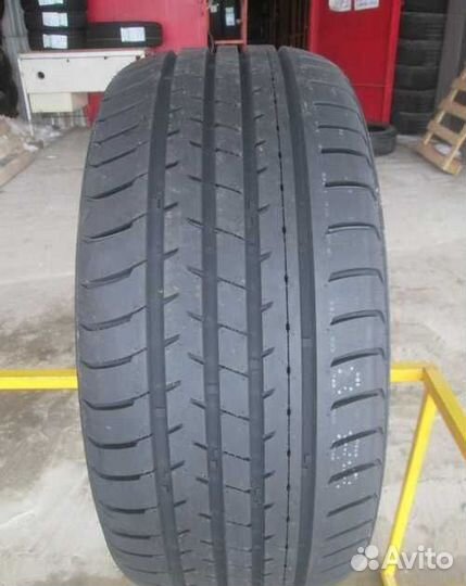 CrossLeader DSU02 245/50 R20 105W