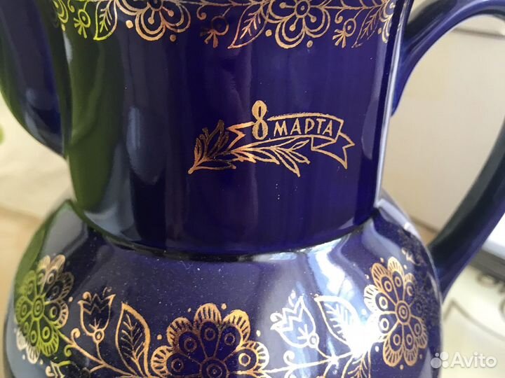 Кобольтовый кувшин и стаканчики