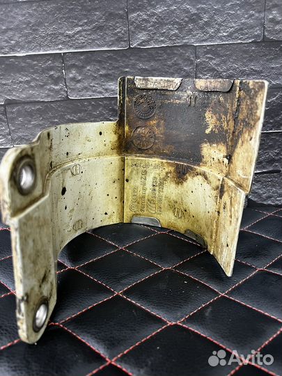 Тепловой экран пыльника шруза 1J0407721C