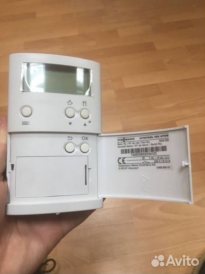 Блок управления (терморегулятор) vitotrol 100 utdb