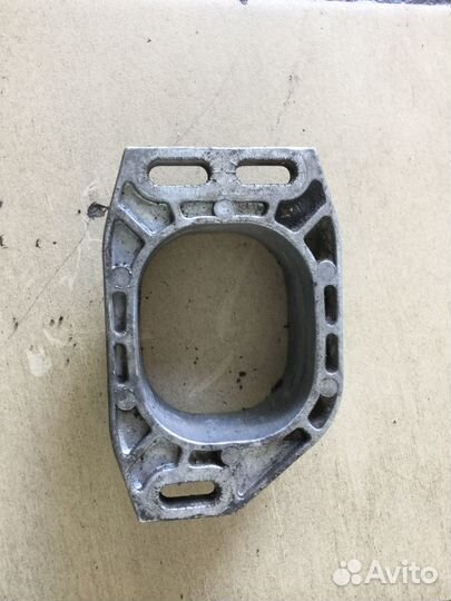 Опора двс Volkswagen passat b5 AUG ADR