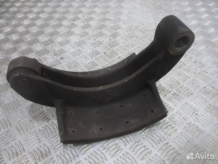 Колодка тормозная передняя барабанный тормоз Scani