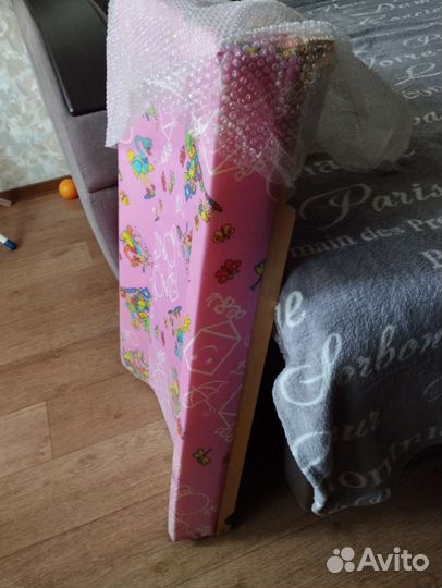 Пеленальная доска на кроватку