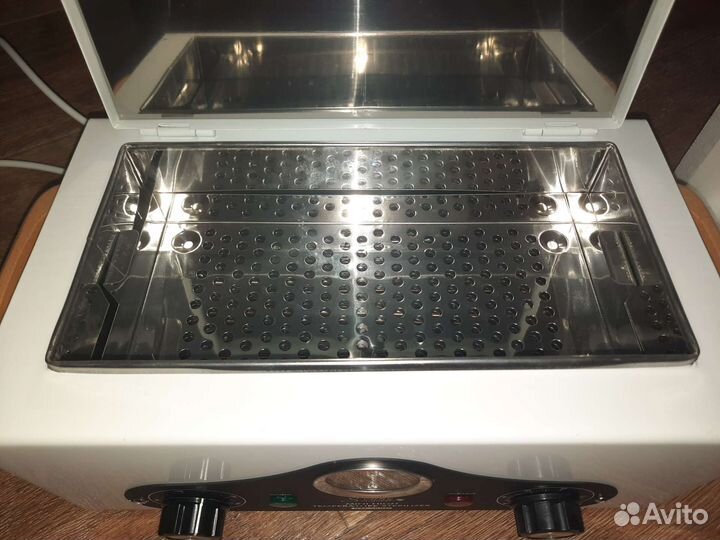 Сухожаровый шкаф