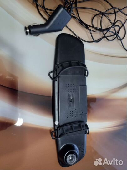 Зеркало с видеорегистратором