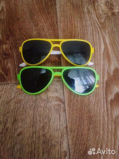 Солнцезащитные очки