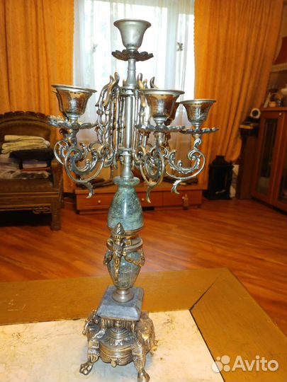 Старинный подсвечник