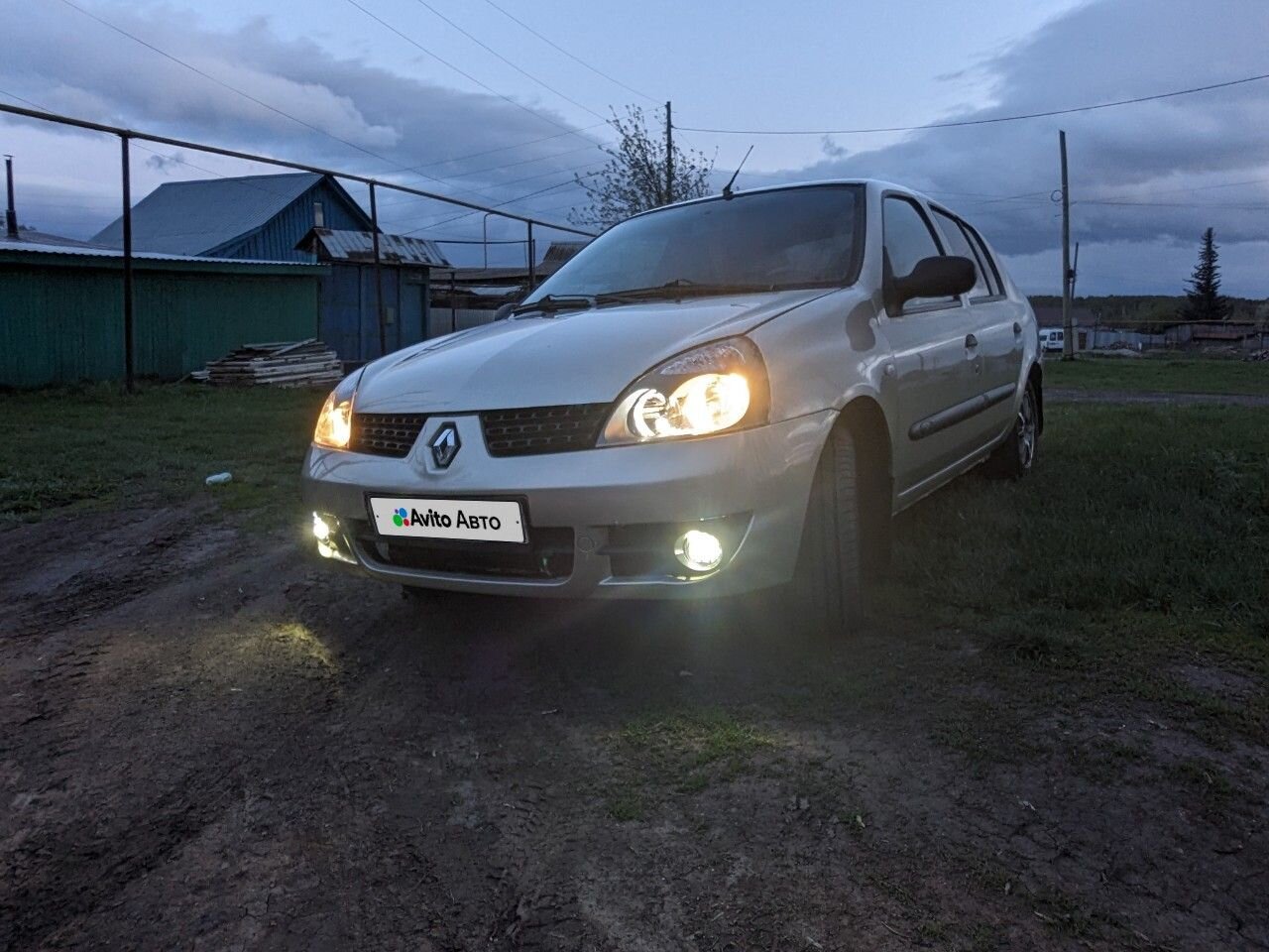 Renault Symbol: фото владельца