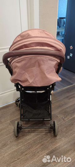 Прогулочная коляска как новая