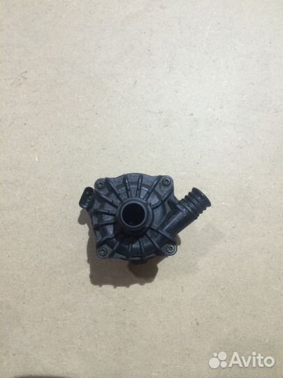 Дополнительная помпа BMW F10/F11 11517566335