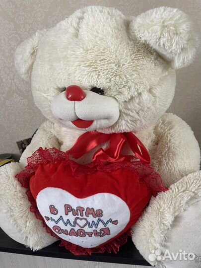 Плюшевый медведь
