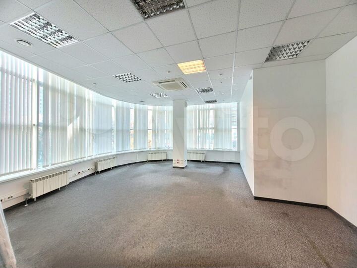 Офис, банк, 274.3 м²