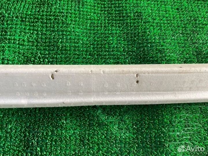 Абсорбер бампера перед. Toyota Lx470, Land cruiser