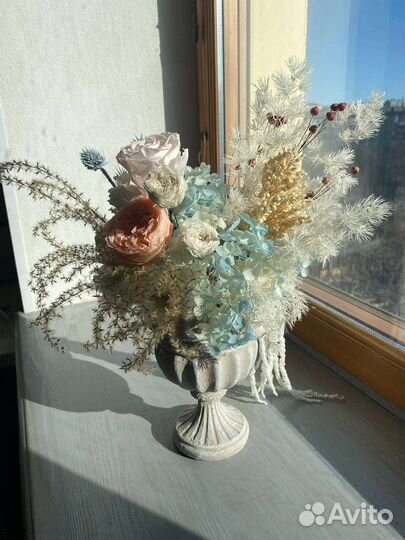 Композиция из стабилизированных цветов