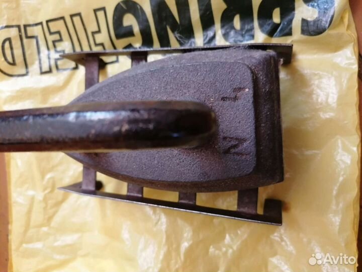 Утюг чугунный старинный 2 штуки