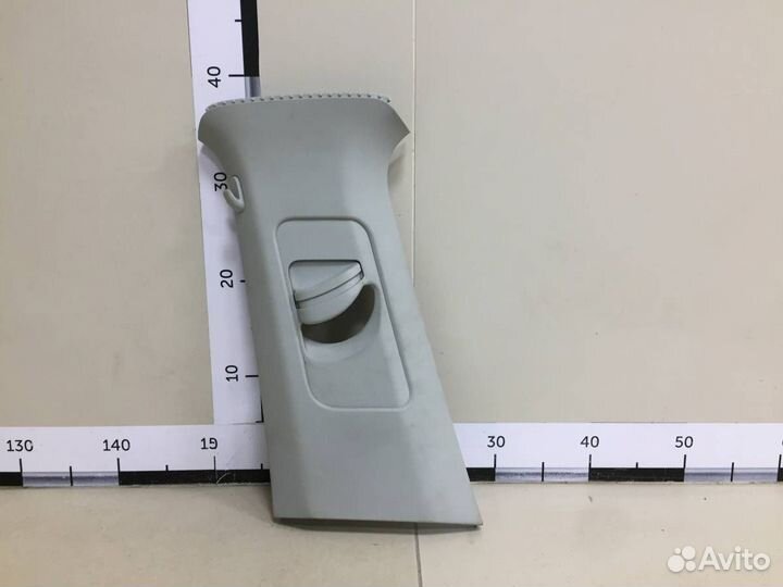 Обшивка стойки Volkswagen Polo Sed RUS 2011