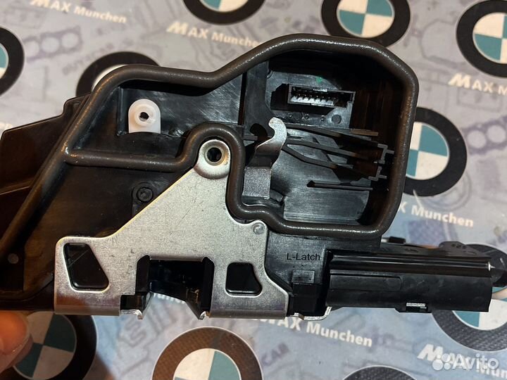 Замок с доводчиком передней левой двери Bmw F02 01