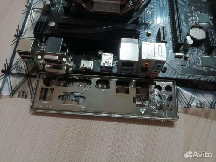 Intel core i5 7500 + GA-b250-hd3 + кулер Deepcool