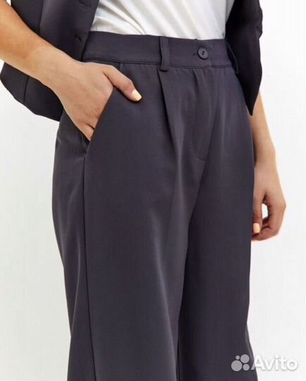 Костюм с жилетом