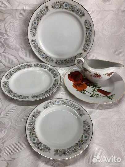 Предметы столовых сервизов