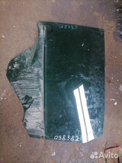 Стекло заднее левое LADA XRay 2015