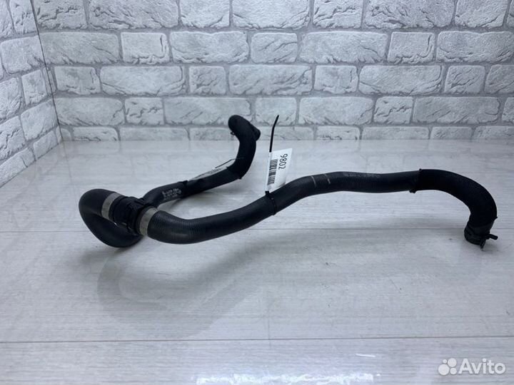 Патрубок охлаждения Mercedes C-Class W205