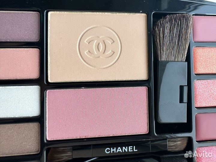 Chanel палетка тени пудра румяна
