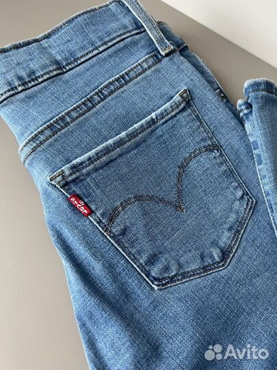 Джинсы новые Levis 311 Shaping Skinny