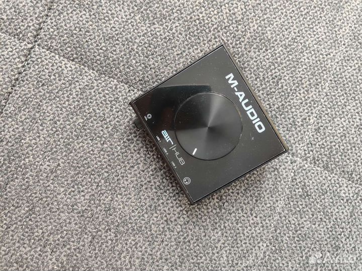 Внешняя звуковая карта M-Audio AIR HUB