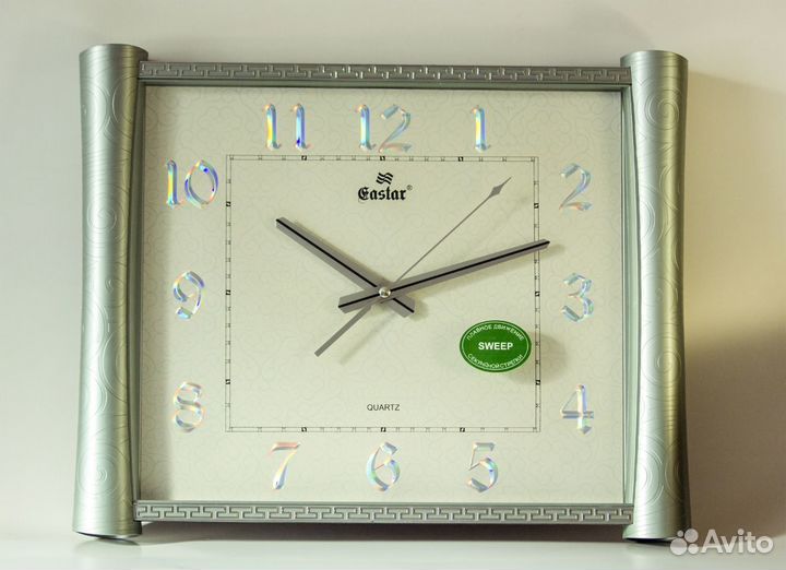 Часы настенные интерьерные