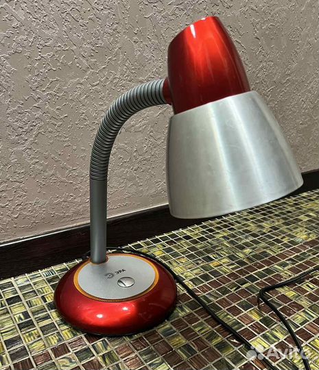 Лампа настольная Эра