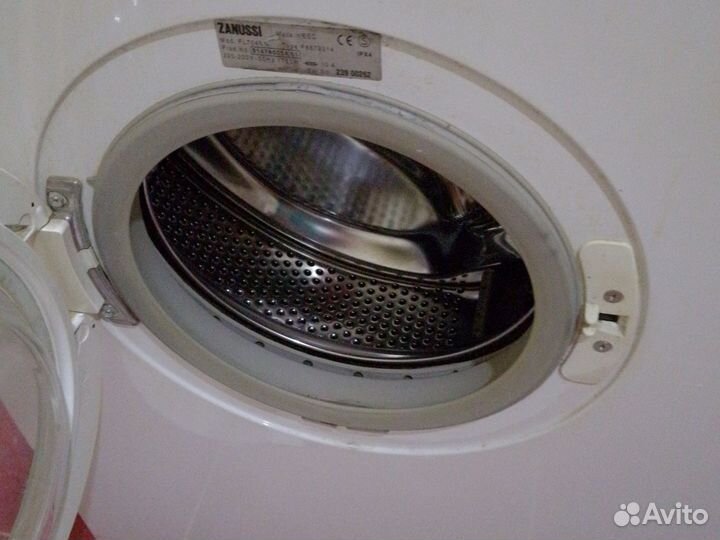 Стиральная машина zanussi бу