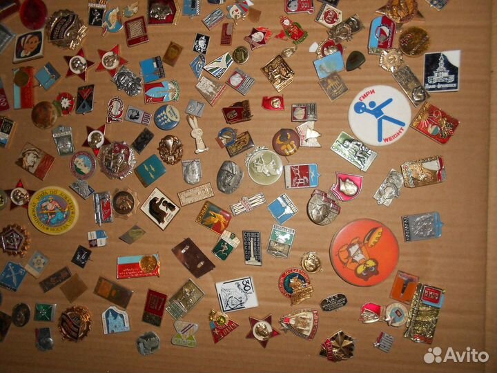 Значки СССР ломаные без заколок